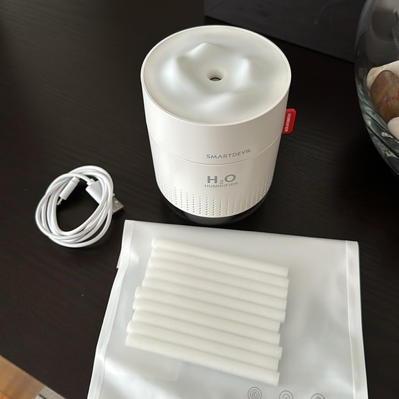 Smart devil personal humidifier - Picture 3 of 8